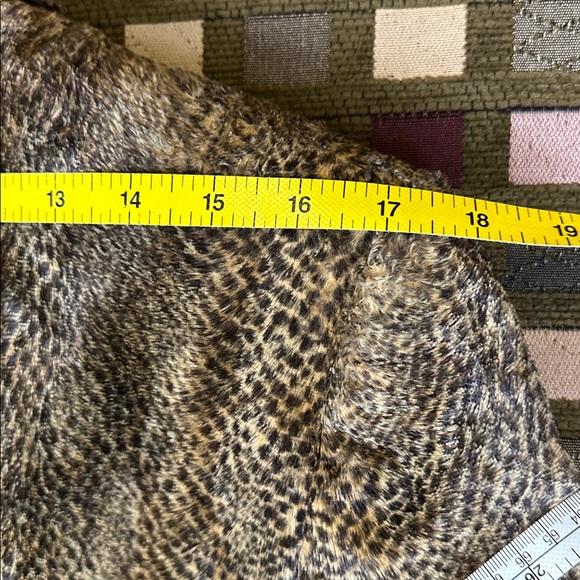 Albert Nipon Faux Fur Jacket - Picture 9 of 10